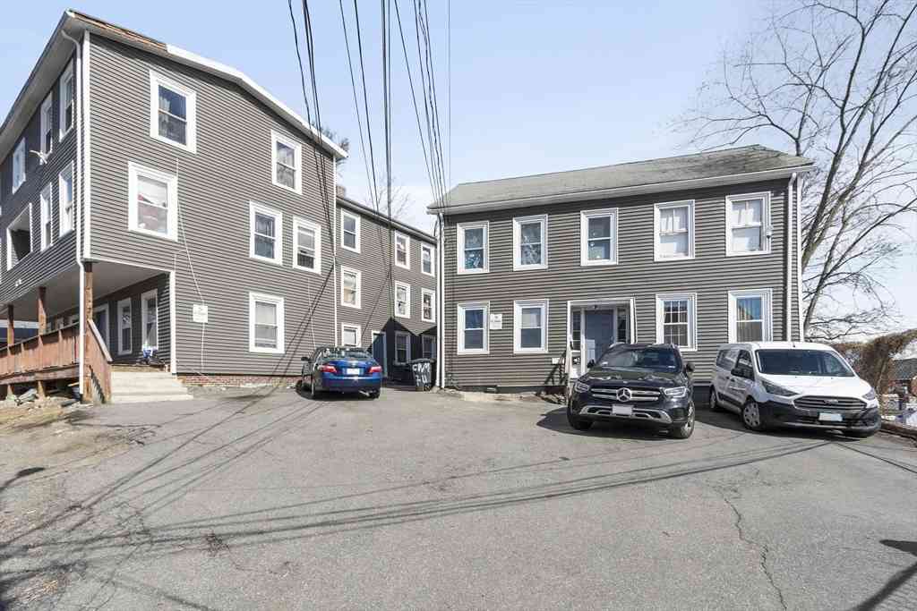 Homes For Rent - 7-11 Gibbs Ct<br/> Waltham, MA 02452