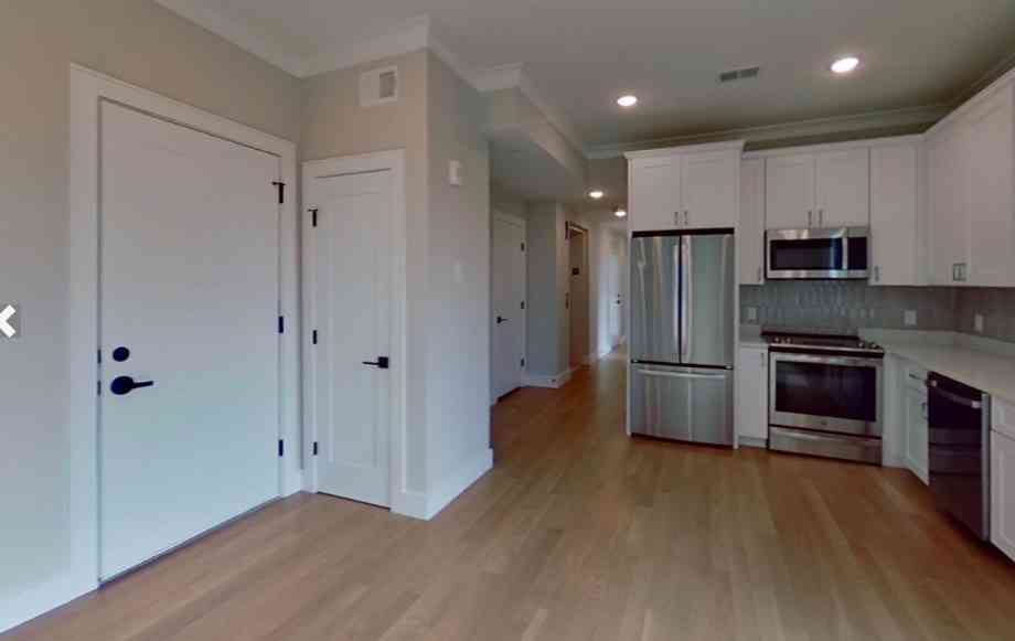 Apartment For Rent - 104-106 Warren St. #5<br/> Boston, MA 02135