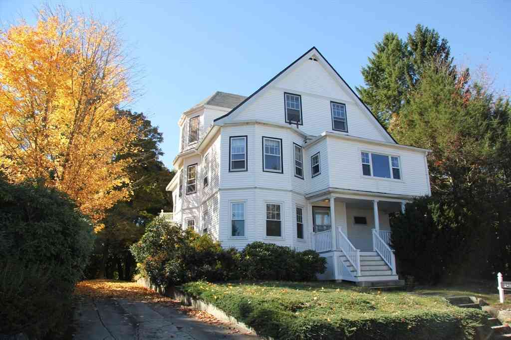 Apartment For Rent - 14 Reed St #14<br/> Lexington, MA 02421