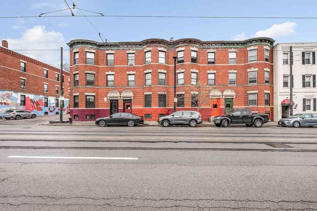 Multifamily For Sale - 884 Huntington Ave<br/> Suffolk County, Boston, MA 02115