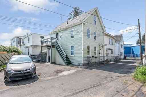 Apartment For Rent - 8 Cedar Court #2<br/> Lowell, MA 01852