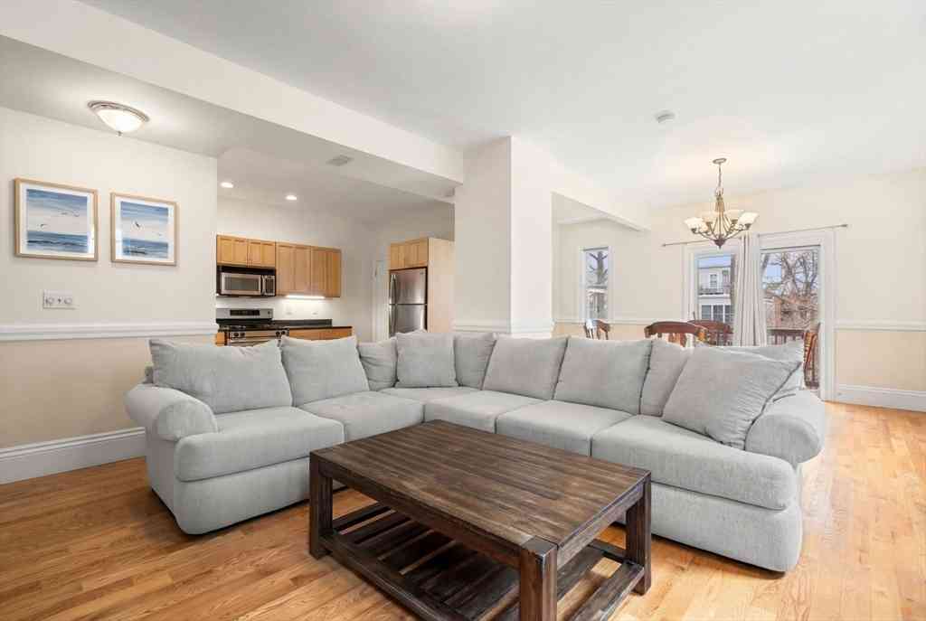 Condo For Rent - 795 E 5th #2<br/> Boston, MA 02127