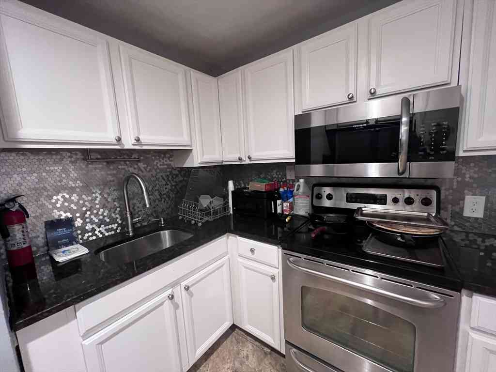 Apartment For Rent - 50 Seymour St #8<br/> Boston, MA 02131