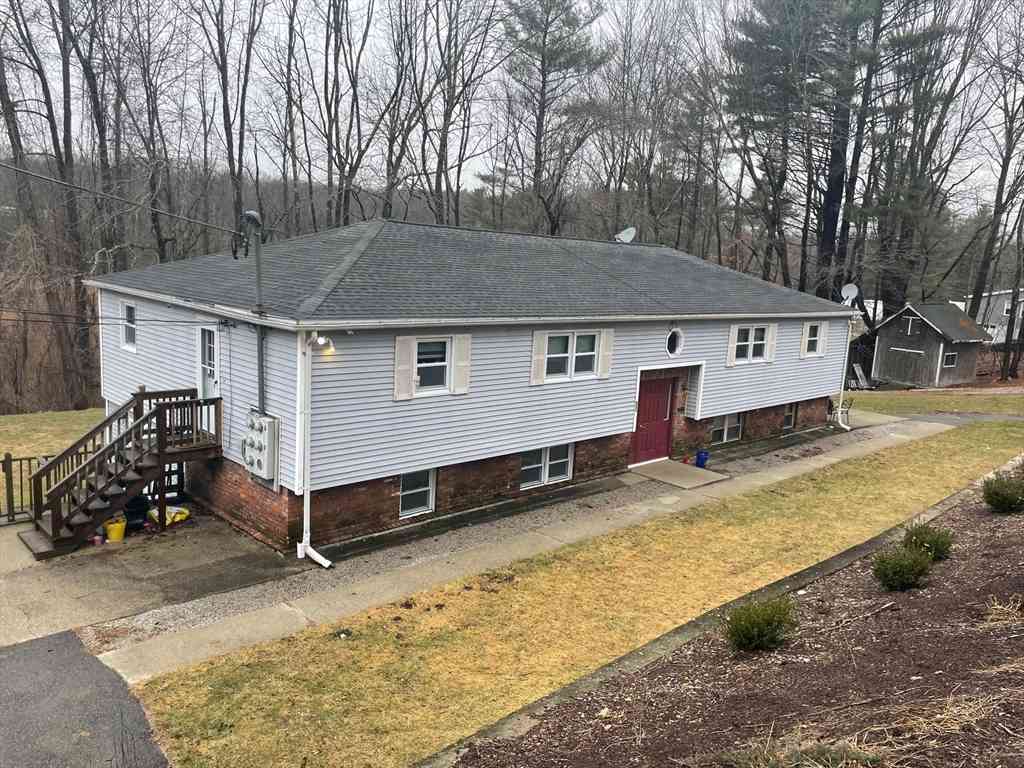 Apartment For Rent - 95 Northside Rd #D<br/> Charlton, MA 01507