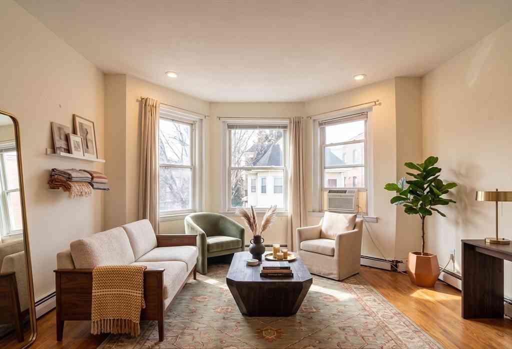 Condo For Rent - 25 Chester Street #4<br/> Boston, MA 02134