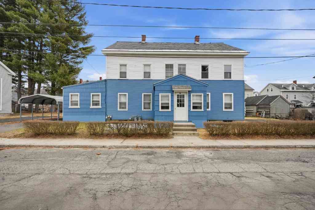 Homes For Rent - 10-12 Oakdale Pl<br/> Easthampton, MA 01027