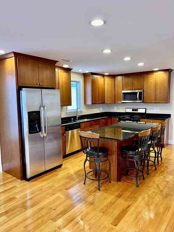 Apartment For Rent - 31 Rand St #2<br/> Revere, MA 02151
