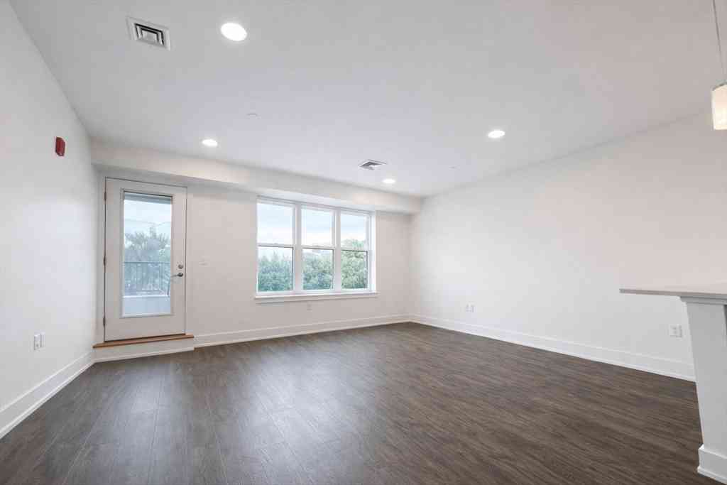 Condo For Rent - 20 Penniman Rd #201<br/> Boston, MA 02134