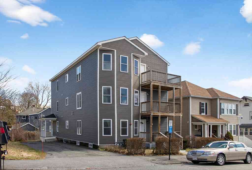 Apartment For Rent - 247 Pilgrim Ave #1<br/> Worcester, MA 01604