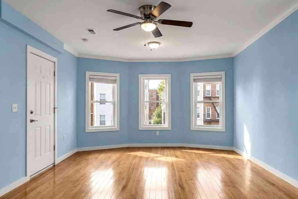 Apartment For Rent - 247 Pilgrim Ave #2<br/> Worcester, MA 01604