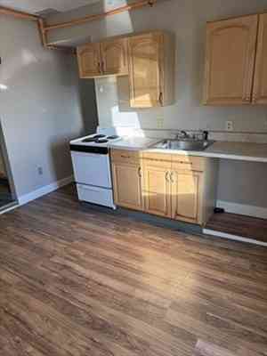 Apartment For Rent - 41 Dunham #3R<br/> Attleboro, MA 02703
