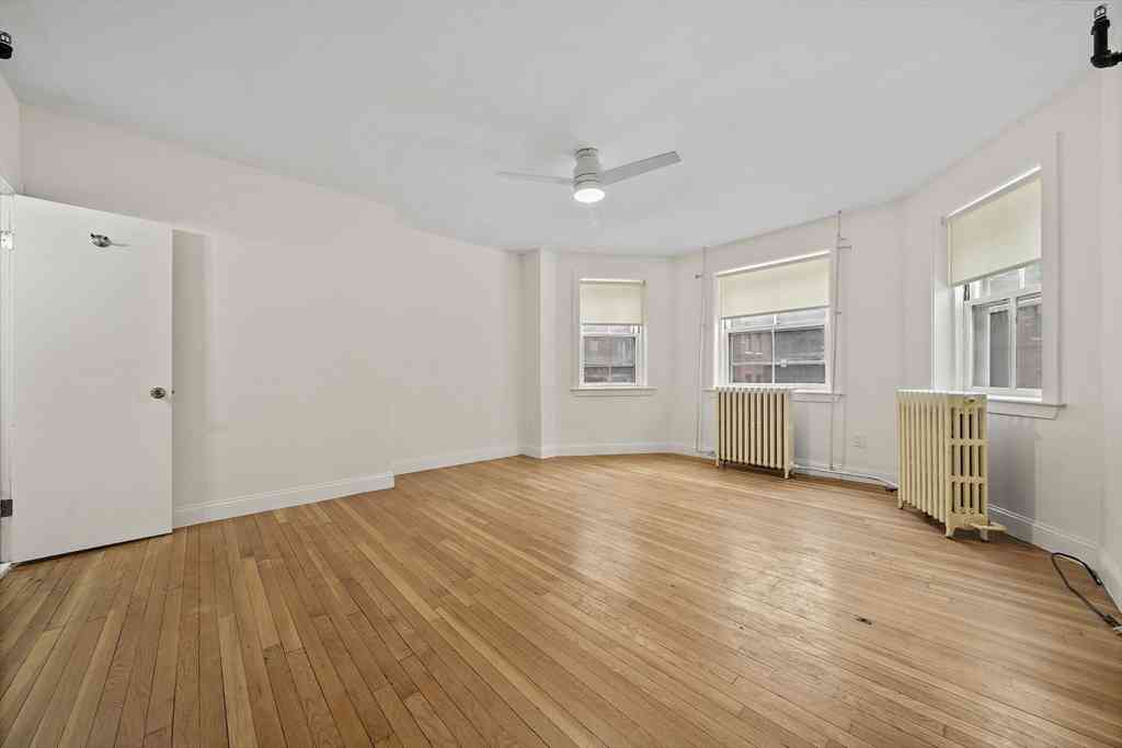 Apartment For Rent - 48 Fenway #2<br/> Boston, MA 02115