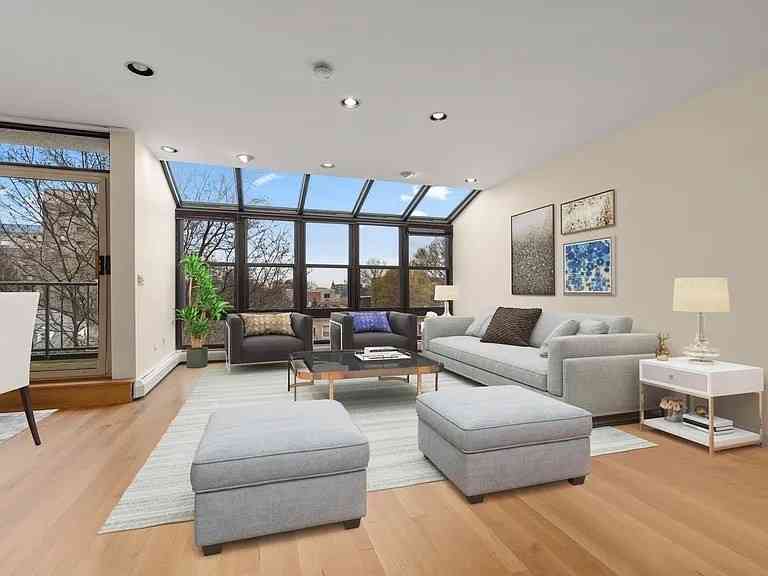 Condo For Rent - 50 Winchester St #408<br/> Brookline, MA 02446