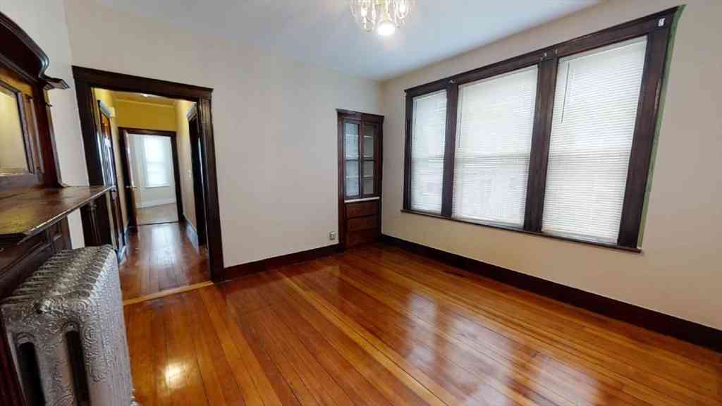 Apartment For Rent - 33 Bellingham St #2<br/> Chelsea, MA 02150