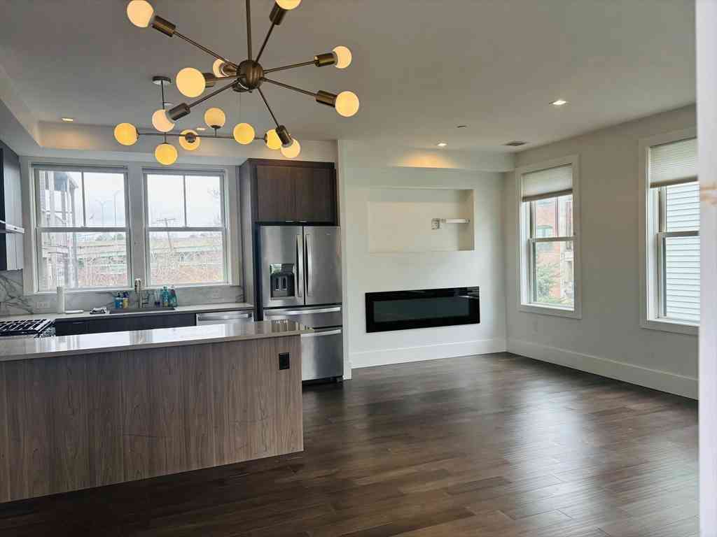 Condo For Rent - 10 Spring Garden St. #3<br/> Boston, MA 02125
