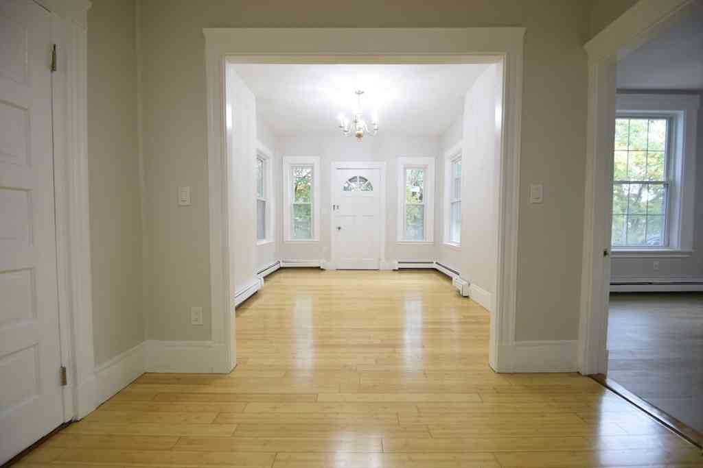 Apartment For Rent - 24 Saint James St #24<br/> Newton, MA 02458