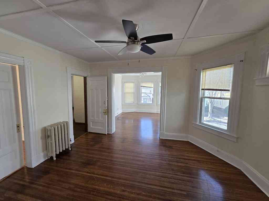 Homes For Rent - 37 Chase Ave #2ND FLOOR<br/> Springfield, MA 01108