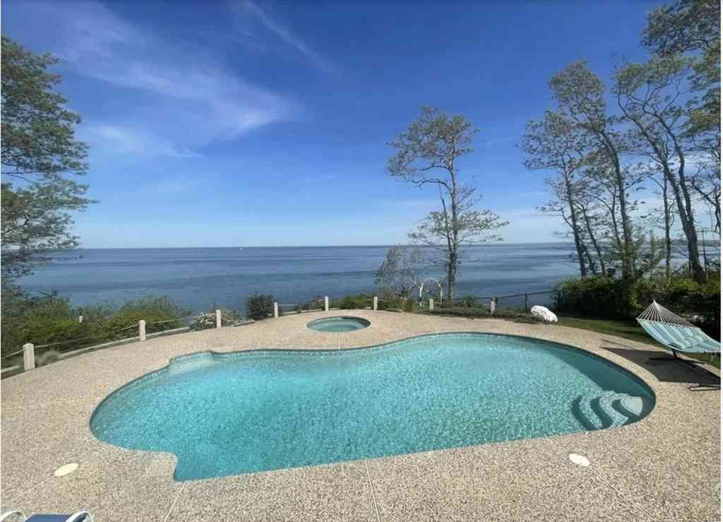Homes For Rent - 31 Ellisville Rd<br/> Plymouth, MA 02360