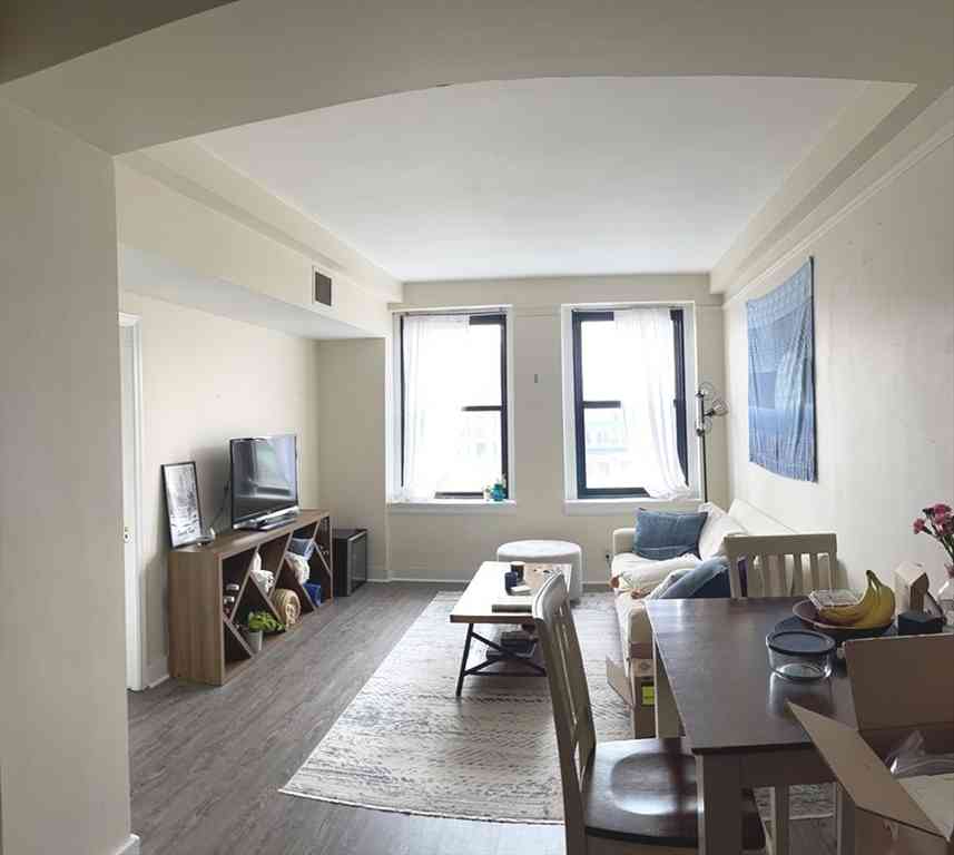 Apartment For Rent - 475 Commonwealth Avenue #601<br/> Boston, MA 02215