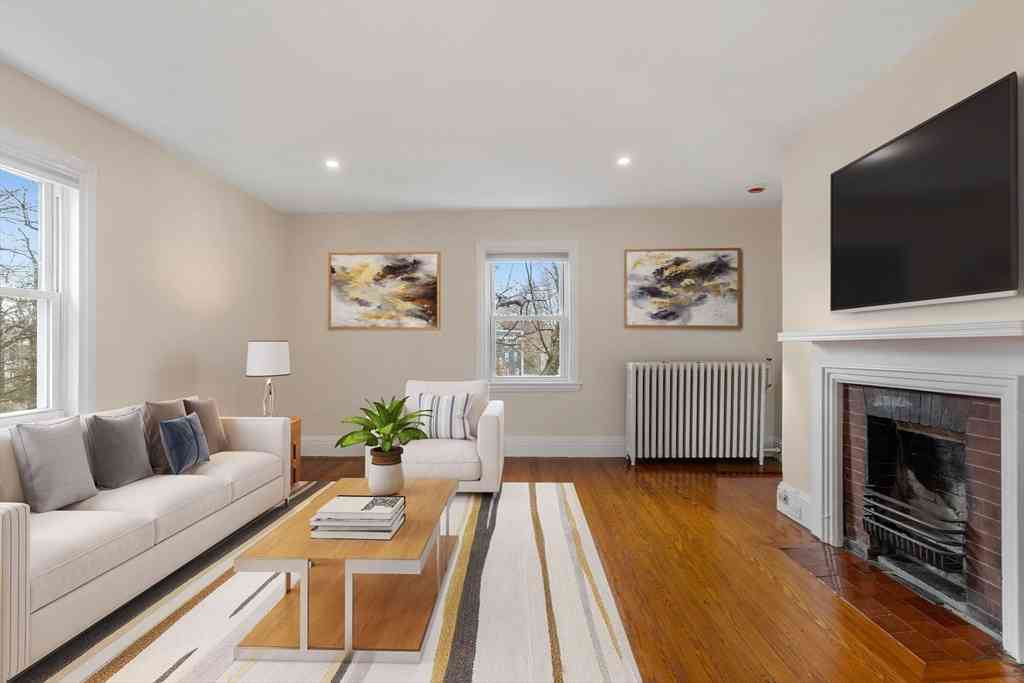 Condo For Rent - 41 Concord Ave #3B<br/> Cambridge, MA 02138