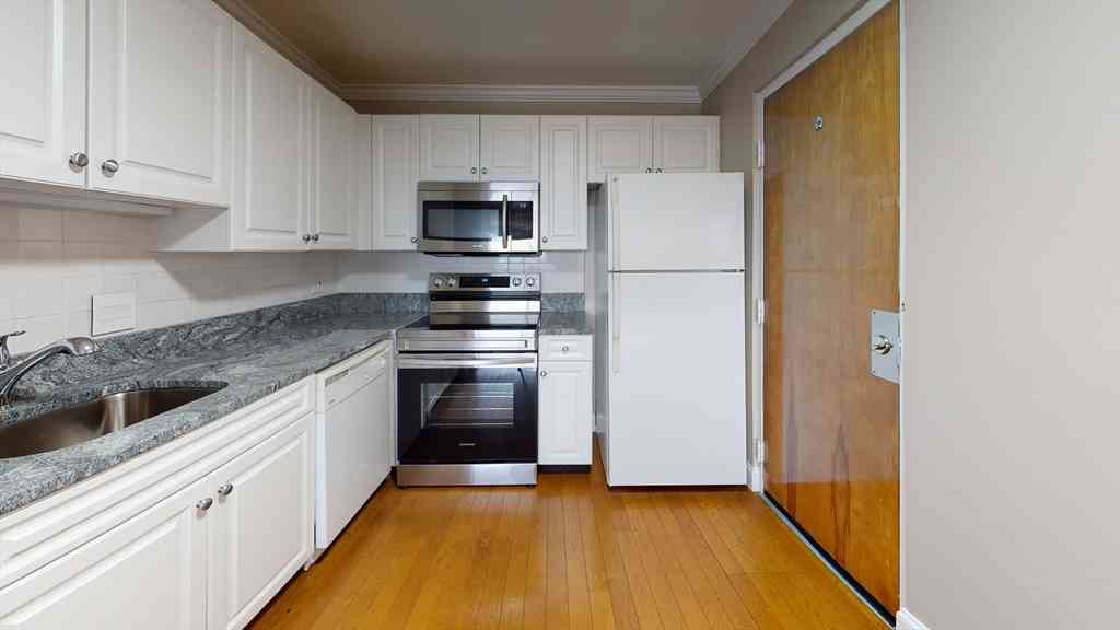 Condo For Rent - 326 Broadway #21<br/> Somerville, MA 02145