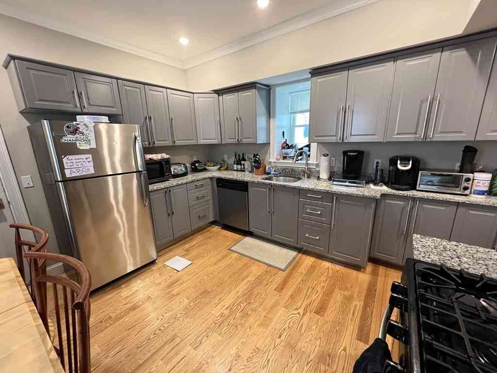 Apartment For Rent - 14 Stickney Ave #1<br/> Somerville, MA 02145