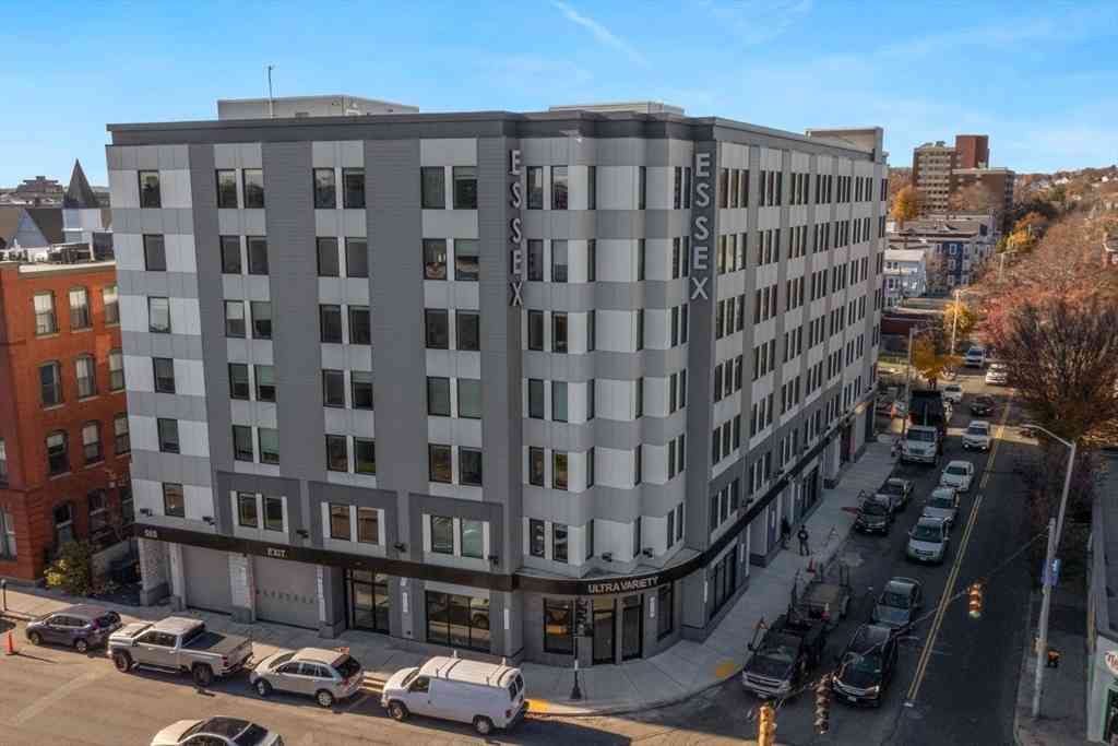 Apartment For Rent - 585 Essex St #403<br/> Lynn, MA 01901