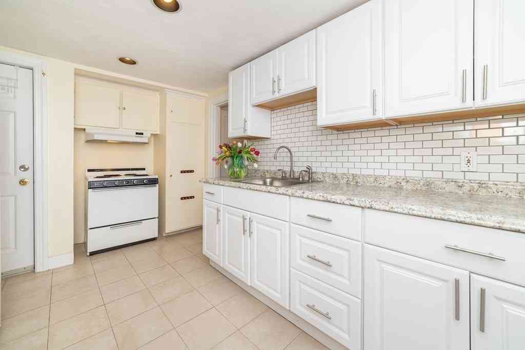 Homes For Rent - 465 Revere Beach Blvd #B2<br/> Revere, MA 02151