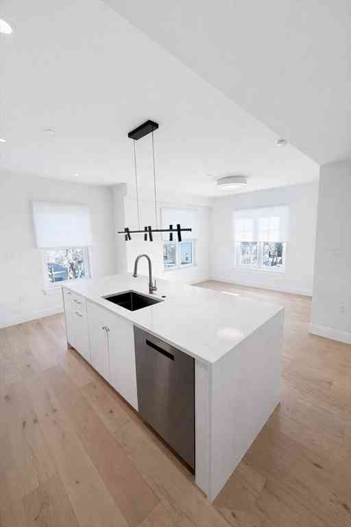 Apartment For Rent - 65 L Street #301<br/> Boston, MA 02127