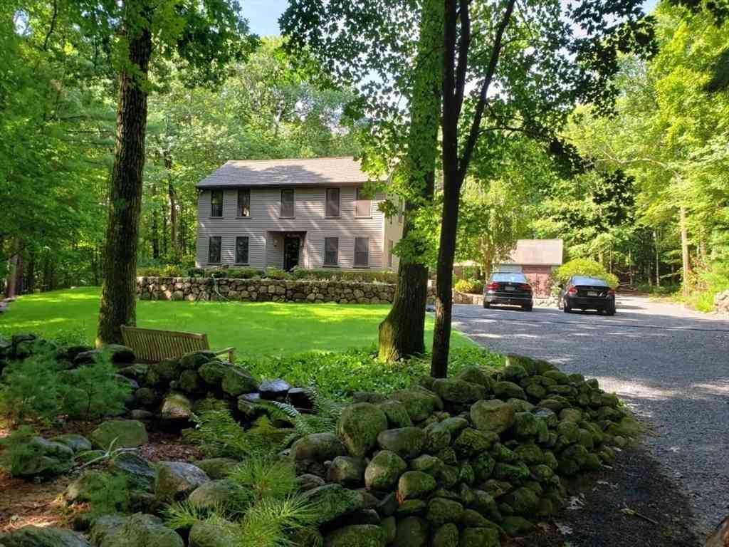 Homes For Sale - 217 Malden St<br/> Worcester County, West Boylston, MA 01583