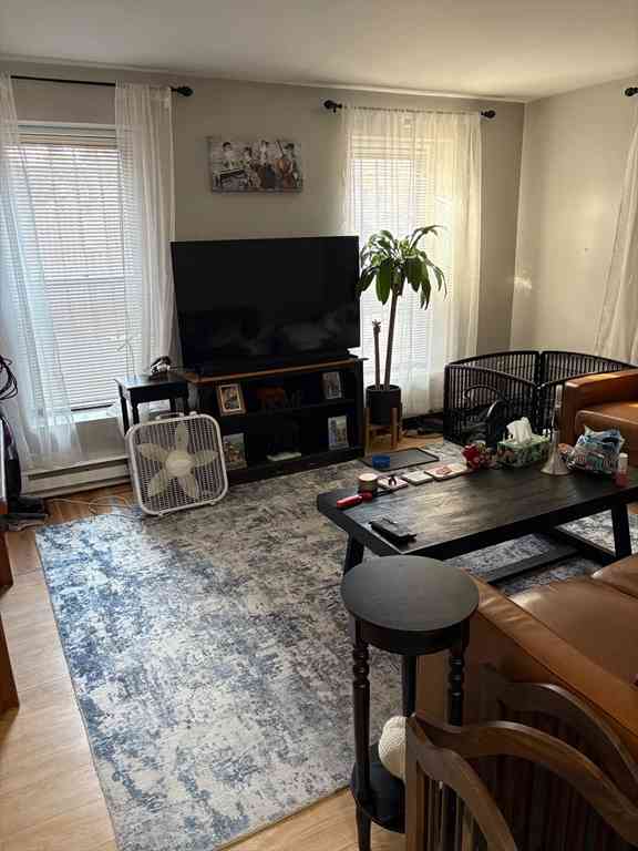 Apartment For Rent - 90 Saint Botolph #1<br/> Boston, MA 02116