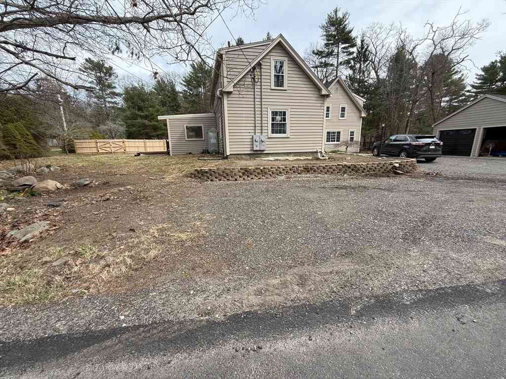 Apartment For Rent - 387 West Washington Street #2<br/> Hanson, MA 02341