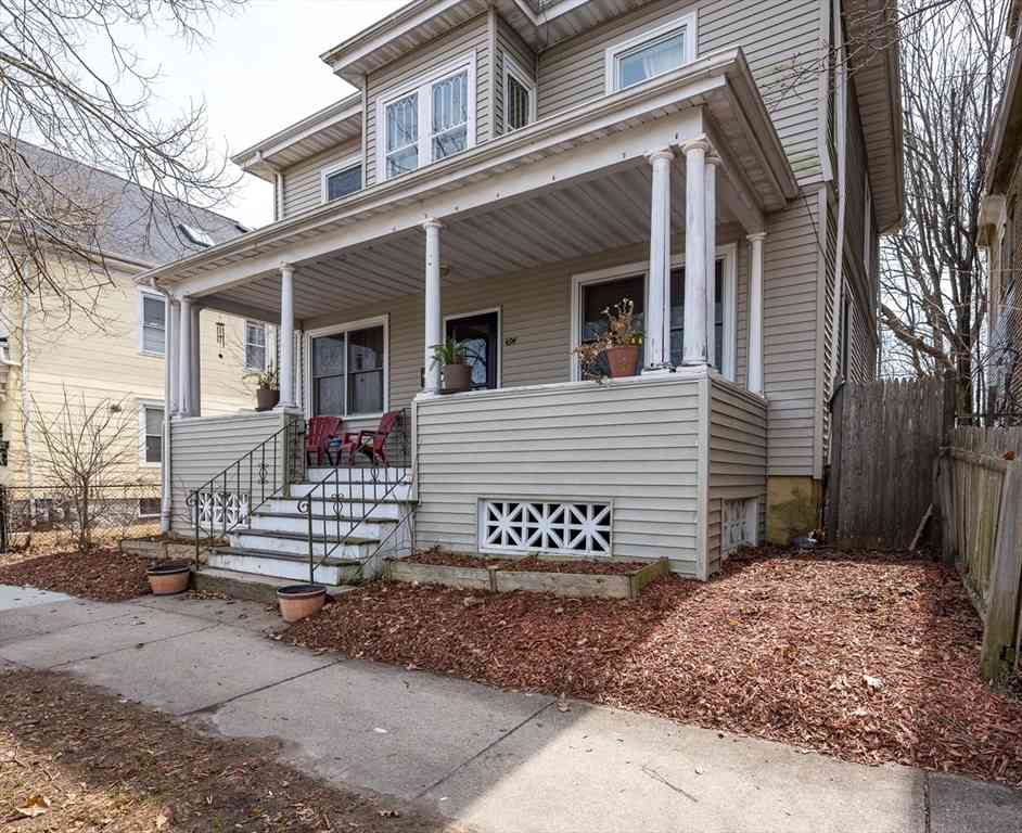 Homes For Sale - 494 Union St<br/> New Bedford, MA 02740