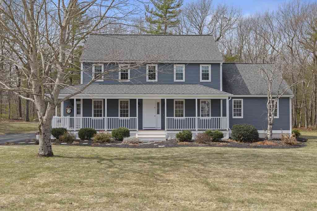 Homes For Sale - 33 Douglas Hill Way<br/> Worcester County, Douglas, MA 01516