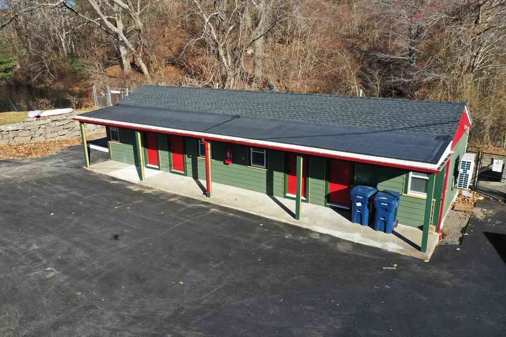 Apartment For Rent - 825 Scenic Hwy #4<br/> Bourne, MA 02532