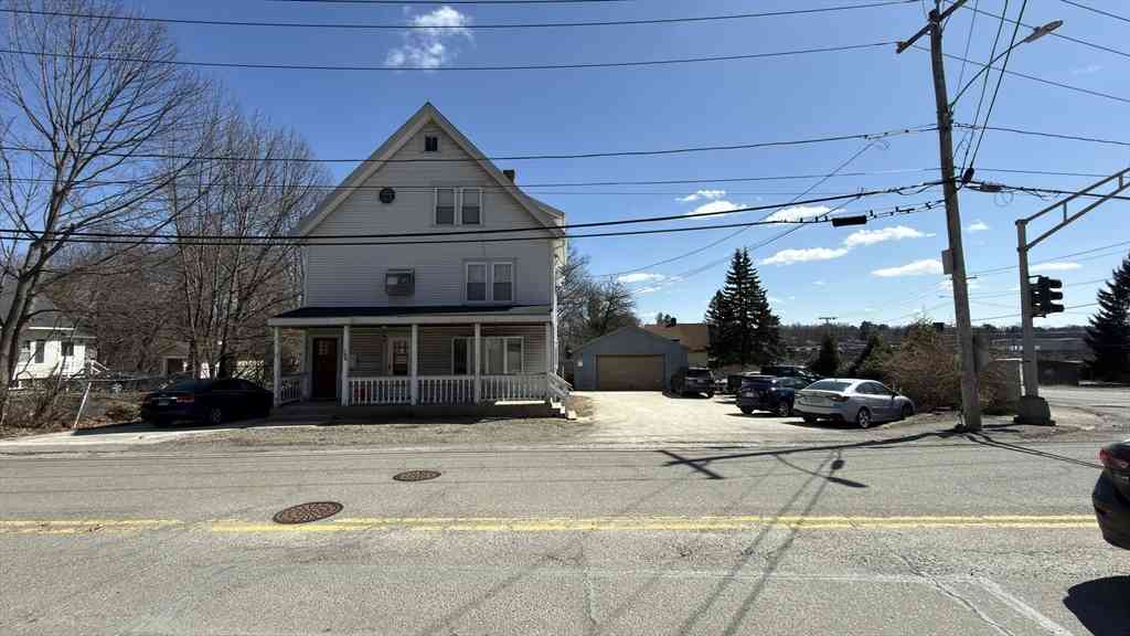 Homes For Rent - 328 Brooks St<br/> Worcester, MA 01606