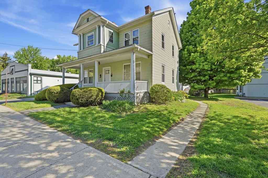 Multifamily For Rent - 86 Conz St<br/> Northampton, MA 01060