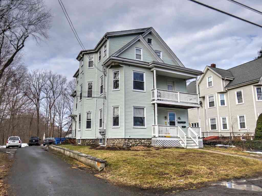 Apartment For Rent - 20 Beulah St #1<br/> Whitman, MA 02382
