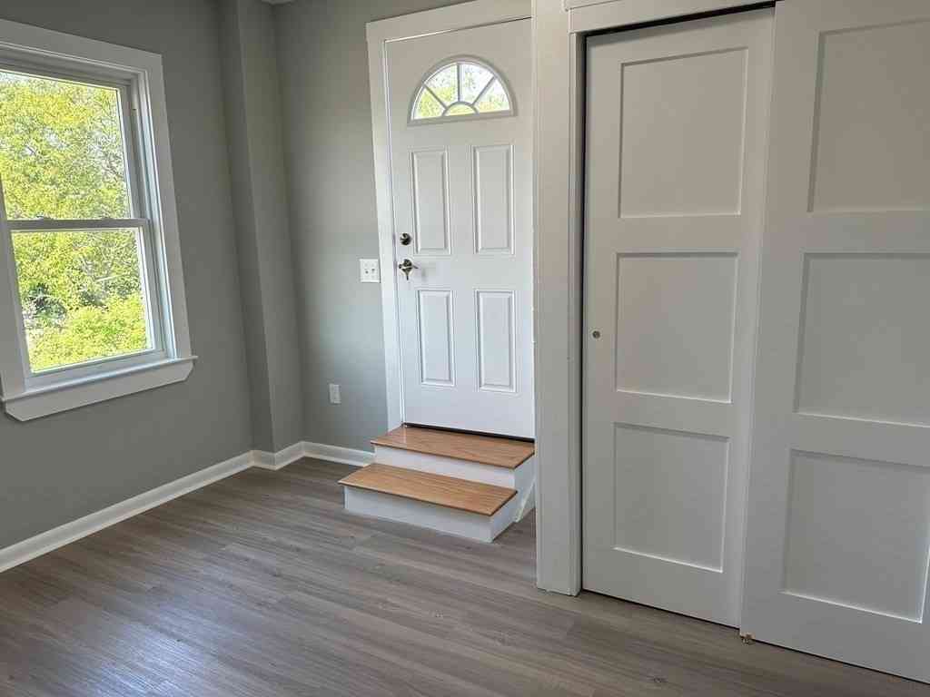 Apartment For Rent - 527 Nantasket Ave #4<br/> Hull, MA 02045