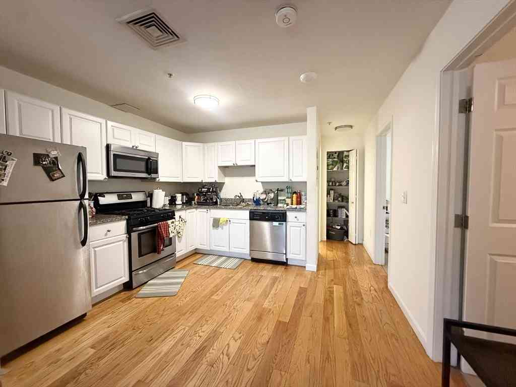 Apartment For Rent - 660 Cambridge St #302<br/> Cambridge, MA 02141