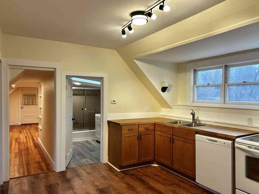 Apartment For Rent - 46 Elm #2<br/> Buckland, MA 01338
