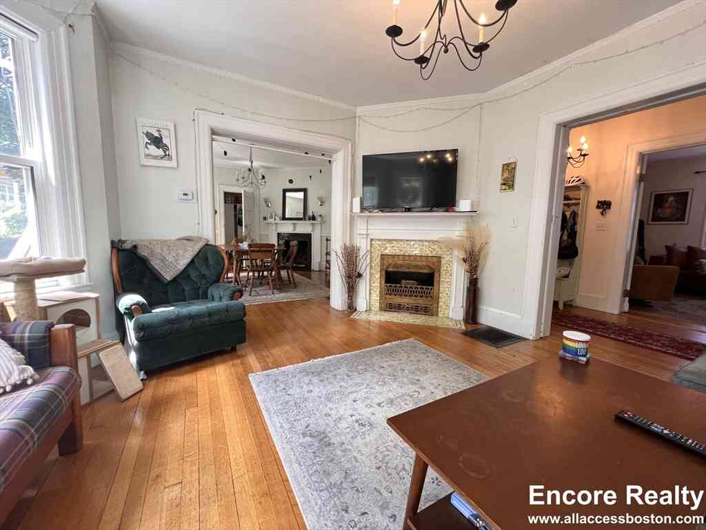 Apartment For Rent - 9 Kenwood St. #1<br/> Brookline, MA 02446