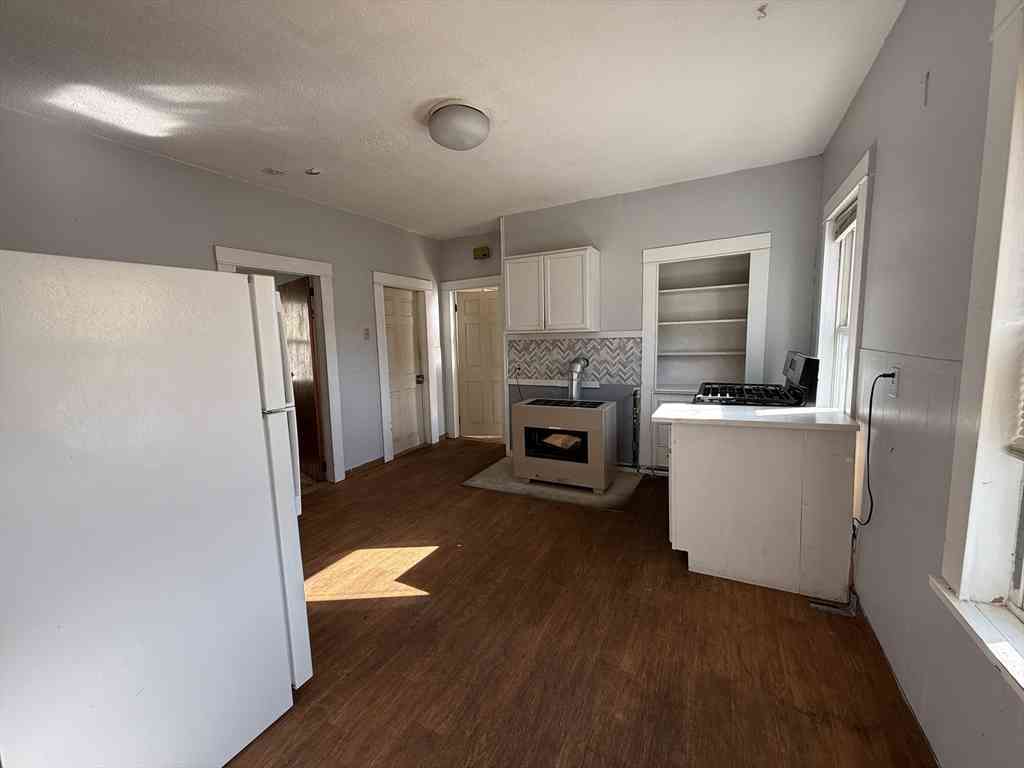 Apartment For Rent - 1 E Park Terrace #3<br/> Worcester, MA 01604
