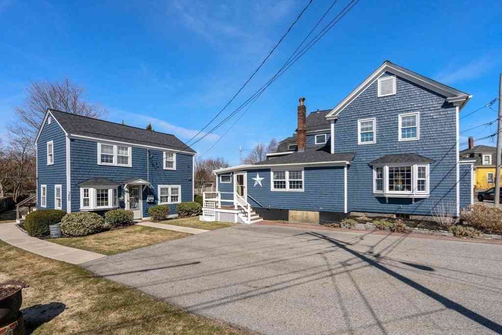 Multifamily For Sale - 38 & 38R High St<br/> Essex County, Rockport, MA 01966