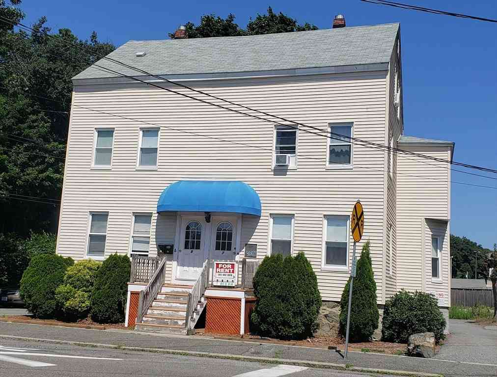 Apartment For Rent - 7 Greenwood St #B<br/> Wakefield, MA 01880