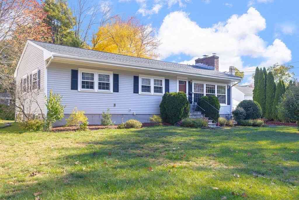 Homes For Sale - 30 Elda Rd<br/> Middlesex County, Framingham, MA 01701