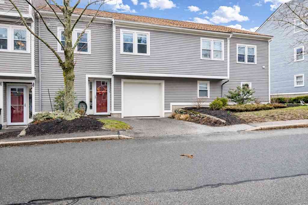 Condo For Sale - 1 Halsey Way #1C<br/> Salem, MA 01970