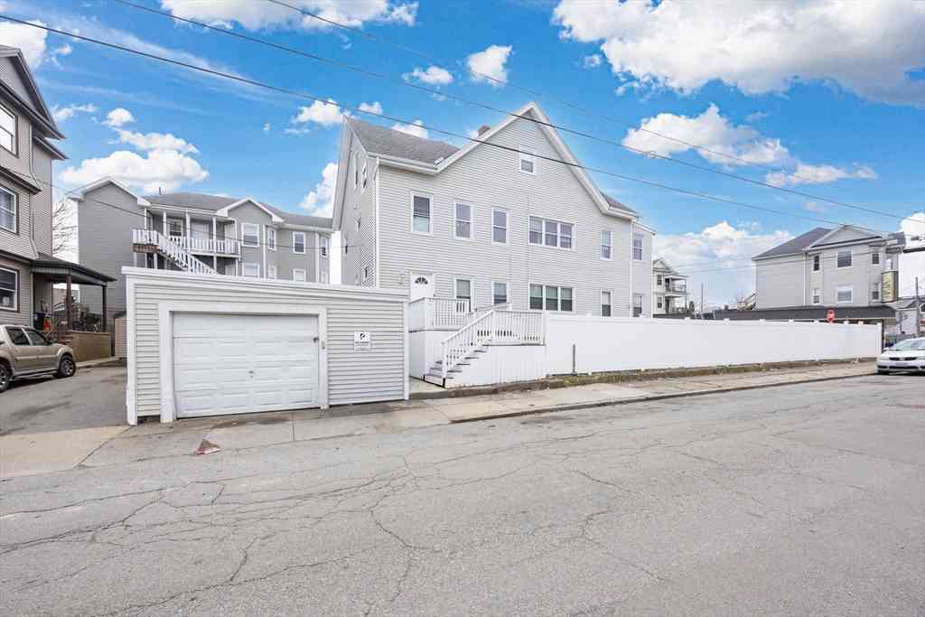 Homes For Rent - 916 County St.<br/> Fall River, MA 02723