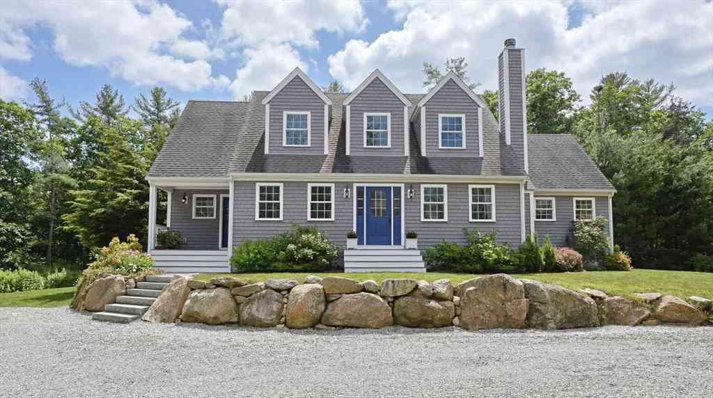 Homes For Sale - 174 Cross Neck<br/> Marion, MA 02738