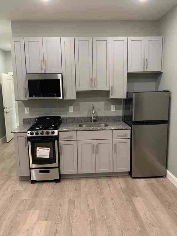 Apartment For Rent - 14 Yeamans #306<br/> Revere, MA 02151